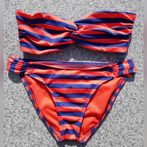 Bikini Set - Picture 7 of 12